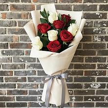 Букет цветов из:  Розы в Благовещенской