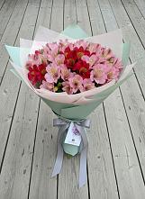 Букет цветов из:  Альстромерии в Благовещенской
