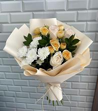 Букет цветов из:  Розы и Хризантемы в Благовещенской