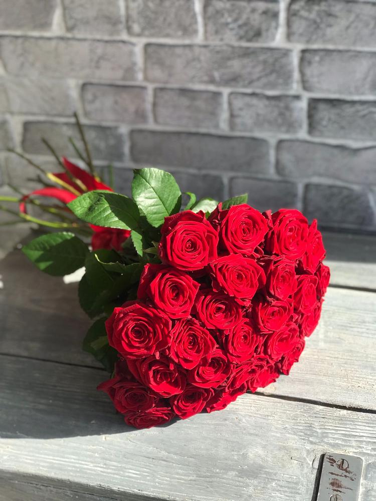 Букет Красные розы Фридом в Благовещенской