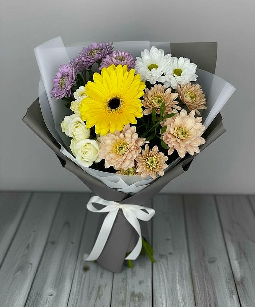 Букет цветов из: Розы, Герберы и Хризантемы в Благовещенской