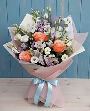Букет цветов из:  Лизиантусы, Розы, Альстромерии и Гипсофила #REPLACE_PRED# Благовещенской