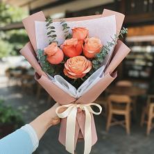 Букет цветов из:  Розы в Благовещенской