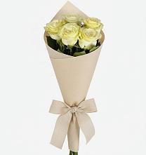 Букет цветов из:  Розы в Благовещенской