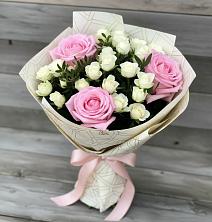 Букет цветов из:  Розы в Благовещенской