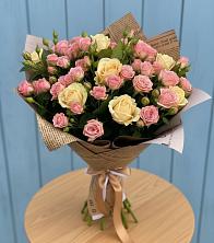 Букет цветов из:  Розы в Благовещенской