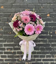 Букет цветов из:  Герберы и Хризантемы в Благовещенской