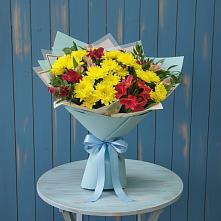 Букет цветов из:  Альстромерии и Хризантемы в Благовещенской