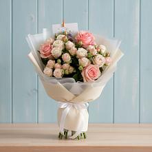 Букет цветов из:  Розы в Благовещенской