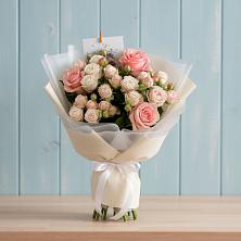 Букет цветов из:  Розы в Благовещенской