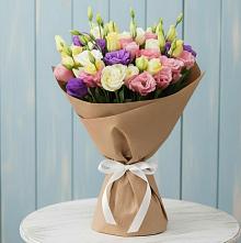 Букет цветов из:  Лизиантусы в Благовещенской